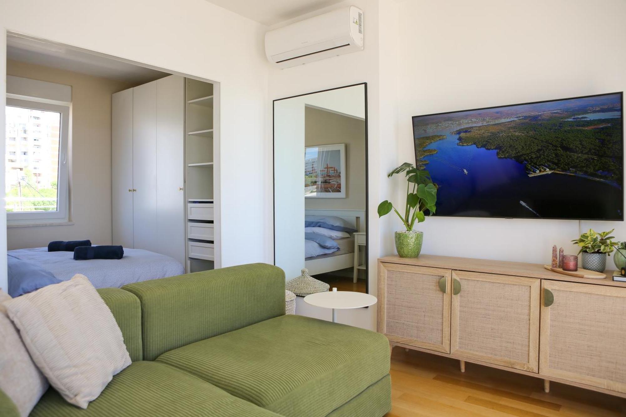 Kiki'S Sea View Studio Split Room photo